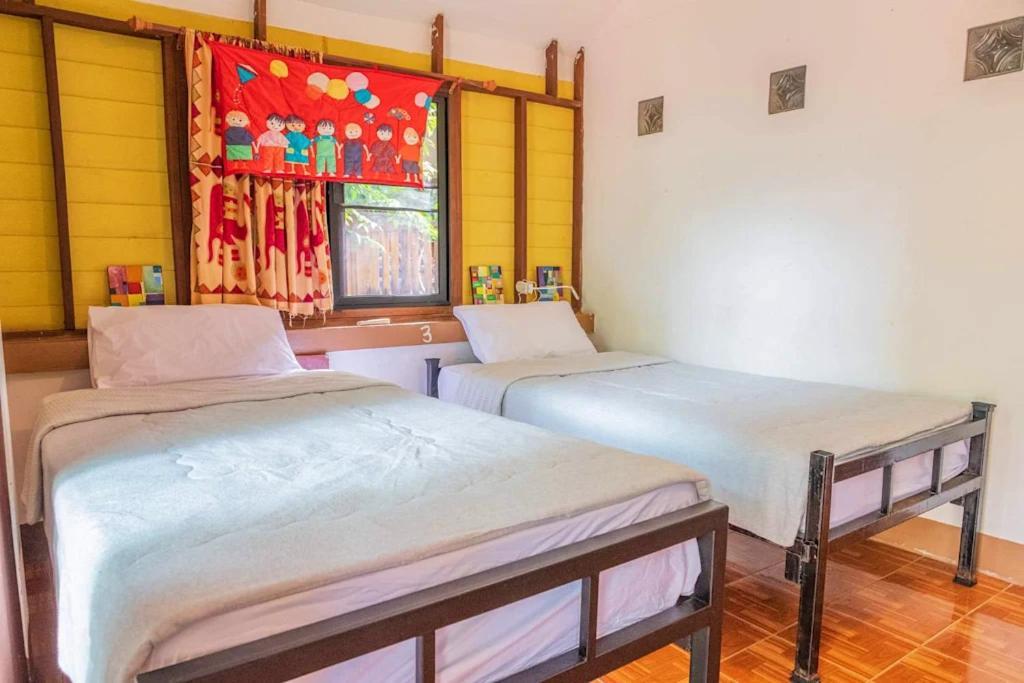 Happy House Backpackers Hostel Pai Exterior photo